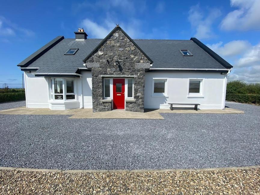 Mullagh  Coastal View Cottage מראה חיצוני תמונה
