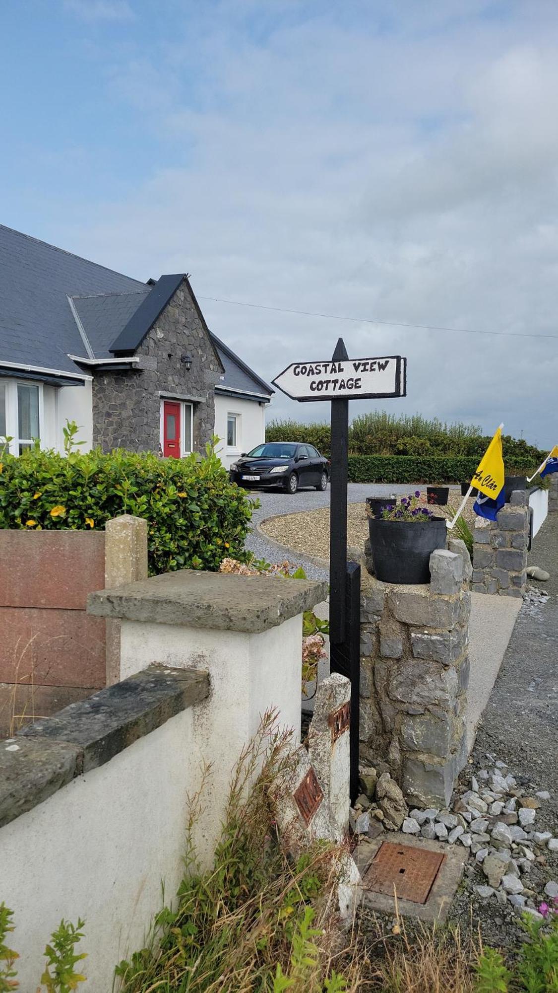 Mullagh  Coastal View Cottage מראה חיצוני תמונה
