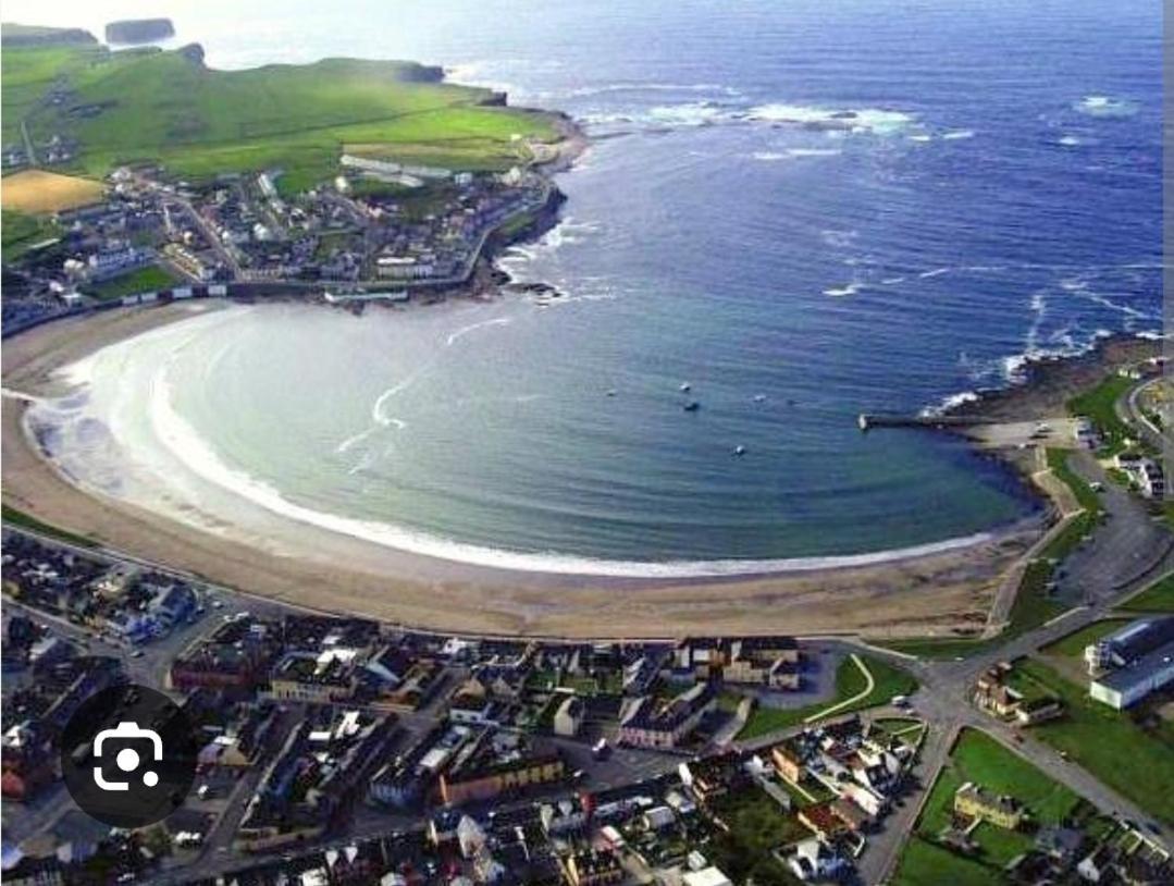 Mullagh  Coastal View Cottage מראה חיצוני תמונה