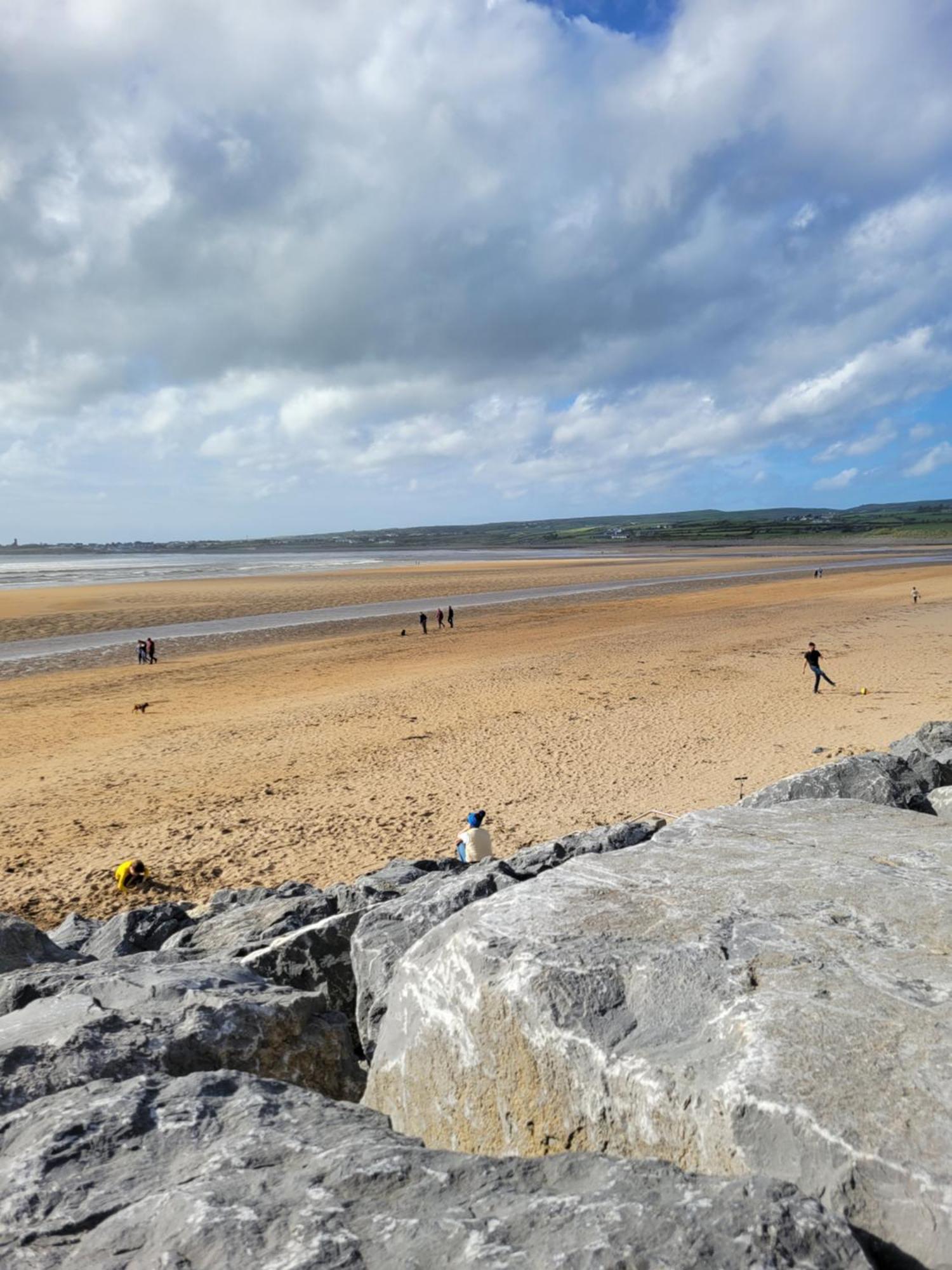 Mullagh  Coastal View Cottage מראה חיצוני תמונה
